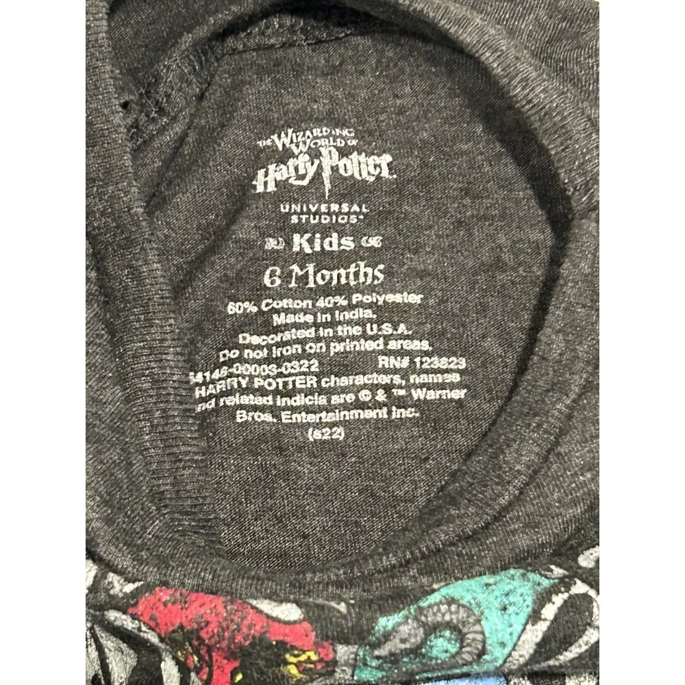 Universal Studios Wizarding World Hogwarts Crest Infant‎ Gray One Piece  6M